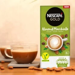 Nescafé Gold Almond Macchiato Oploskoffie - 6 Doosjes à 6 Zakjes -Koffie Series Winkel 1200x1200 308