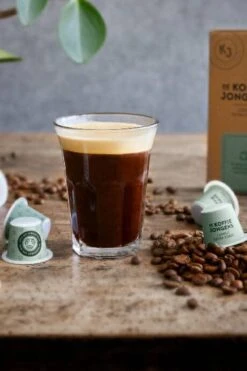 Nespresso Cups - De Koffiejongens - Lungo Extra Forte - 100% Biologisch Afbreekbaar - 60 Cups - 100% Nespresso Compatible -Koffie Series Winkel 800x1200 1
