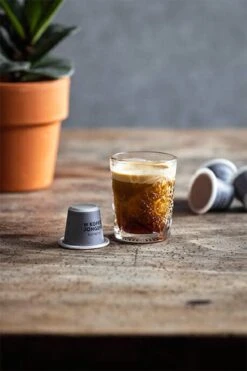 Biologisch Afbreekbare Koffiecups - Ristretto 60x - De Koffiejongens 7 Biologisch Afbreekbare Koffiecups - Ristretto 60x - De Koffiejongens -Koffie Series Winkel 800x1200 9